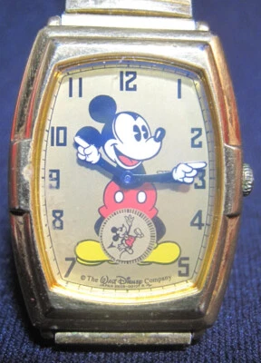 Reloj Ejecutivo Mickey Mouse Seiko Disney Store Exclusivo Vintage Cara Dorada 1987 Foto 1 de 4