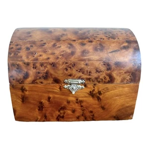 VINTAGE LIGHT WOODEN MOROCCAN CHEST HANDCRAFTED - Picture 1 of 9