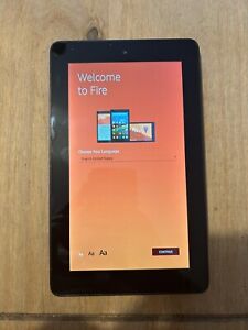 Amazon Kindle Fire Touchscreen Tablet 5th Generation Black + 64 GB SD Card