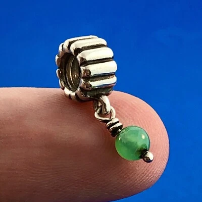 Auténtico PANDORA 790166CH 925 Verde Crisoprasa Mayo Cumpleaños Retirado Dije de Cuentas Foto 1 de 4