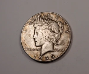 1935-S Peace Dollar * Very Fine VF * 90% Silver * XP0404 - Picture 1 of 2