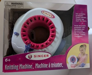 Singer Strickmaschine ab 6+ inklusive Garn, Nadel und Anleitung - Bild 1 von 9