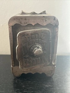 Vintage Münztresor Bank Metall mit Zahlenschloss Made in USA Tür schließt nicht - Bild 1 von 8