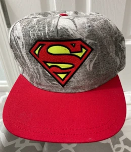 Superman Youth Baseball Cap Hat Red Logo Gray Abstract Print Very Nice - Picture 1 of 8