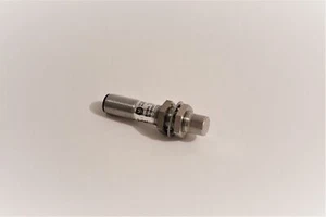 Allen Bradley 871TM-DH4NE12-D4 No Packaging - New Inductive Proximity Sensor - Picture 1 of 3