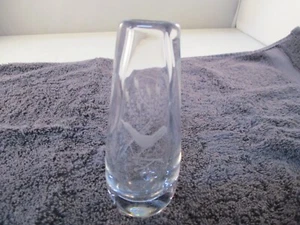 1777 mark Crystal Heavy Glass Small Bud Vase Unique Etched Bird & Flowers 4” - Picture 1 of 2