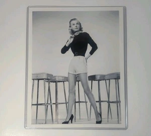 Actriz Vera Ellen por 5 taburetes de bar 8x10 blanco y negro fotografía vintage pin up - Imagen 1 de 3