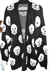Black & white Skull Cardigan Plus SIze 24 Brand New - Picture 1 of 1