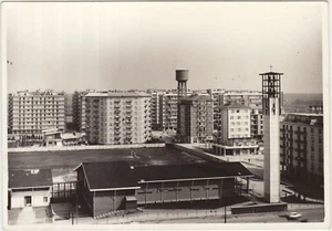 PIOLTELLO - CHIESA E CENTRO SATELLITE - CAMPO SPORTIVO STADIO (MILANO) FOTO - Imagen 1 de 1
