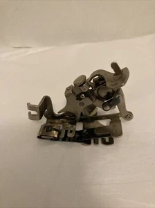 Singer Sewing Machine Attachment 1261 Ruffler Foot - Picture 1 of 7