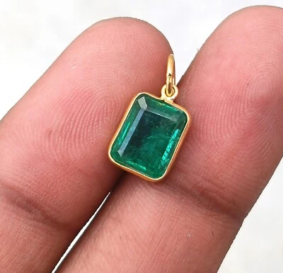 Natural Emerald Gold Charm Pendant 18 Solid Gold Handmade Pendant  - Image 1 of 4