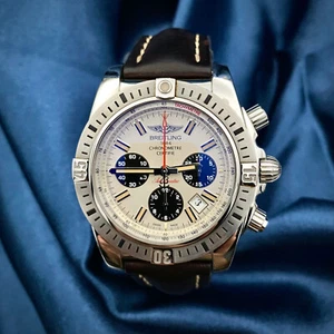 Breitling Chronomat 44 Airborne AB0115 "Panda"   44mm Silver Dial Full Set - Picture 1 of 13