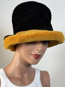 Vintage 1960s Mr John Cloche Hat Black Gold Velvet Mod Cat In the Hat Hippie - Picture 1 of 17