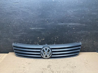 1998 to 2001 Volkswagen Passat Front Upper Grill Grille Oem v2565 DG - Image 1 of 4