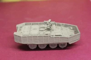 SCALA 1-87 STAMPA 3D U.S.ARMY M1126 STRYKER ICV CON M2 50 CAL MG CON BARRA AR - Foto 1 di 4