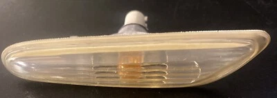 BMW 530i 525i 2004-2007 marcador lateral del pasajero delantero derecho guardabarros luz lámpara OEM Foto 1 de 4