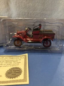 1922 Ford Fire Engine 1/32 Scale Diecast with Certificate of Authenticity NEW - Picture 1 of 4