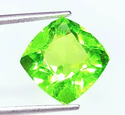 Piedras preciosas sueltas certificadas de peridoto verde natural 10 quilates corte cojín anillo tamaño gemas Foto 1 de 4