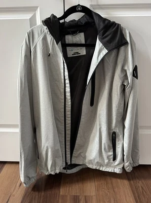 Chaqueta Burton para hombre talla pequeña gris carcasa exterior Foto 1 de 3