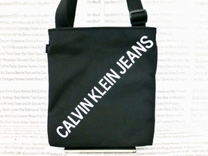 Bolso Bandolera Pequeño Plano Calvin Klein para Hombres Marca Negro Lona Nuevo con Etiquetas - Imagen 1 de 10