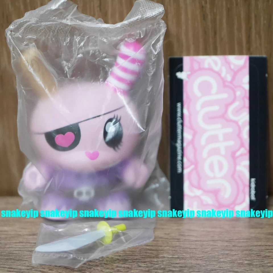 Kidrobot 3"Dunny 2008 Series 5 Clutter Magazine Pirate Vinyl Figure MIB - Image 1 of 3