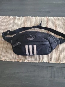 Adidas Original Reflective National 3-Stripes Fanny Waist Pack Crossbody | Black - Picture 1 of 2