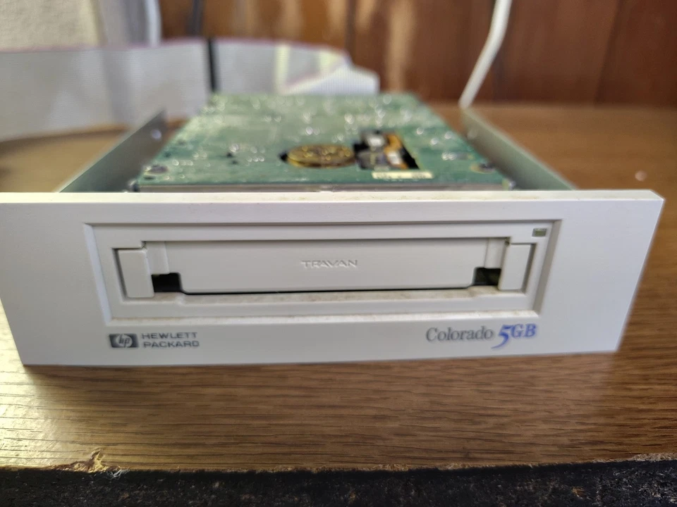 HP Colorado 5GB Backup Drive, Ide Interface - Image 1 of 4