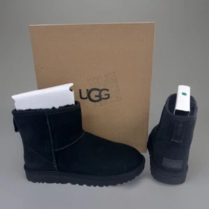 UGG Classic Mini II Womens Winter Ankle Boot Black - New With BOX Size 9 - Bild 1 von 20
