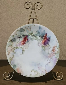 D&C France Limoges Hand Painted Porcelain Plate Grape 9-1/4" Artist Signed - Picture 1 of 5