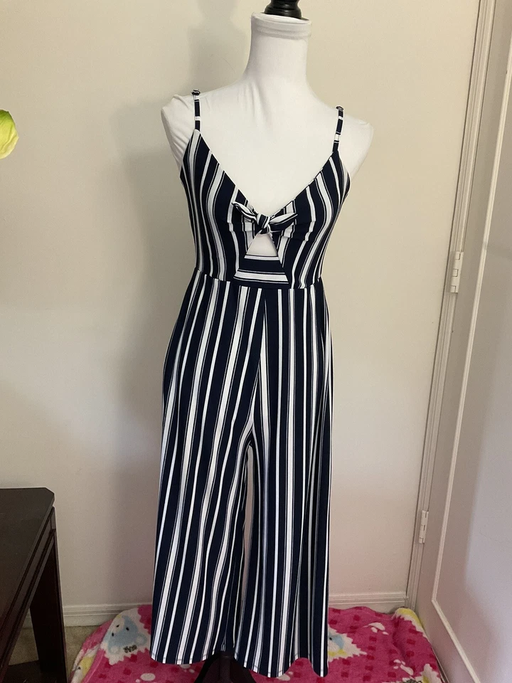 Mono Guess Rayas Talla Mediana Corbata Frontal, Correas Ajustables Usado  Foto 1 de 4