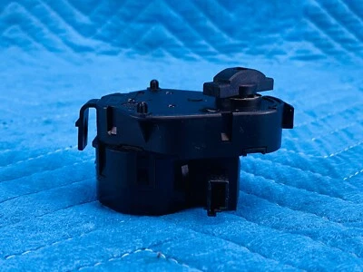 Actuador de aleta de reposapiés izquierdo BMW 5 6 Series M5 M6 Hvac 64116942993 2004-2010 OEM Foto 1 de 4