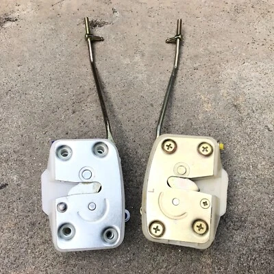 Par de piezas de repuesto de pestillo actuadores cerradura puerta camioneta TOYOTA HILUX RN20 RN25 Foto 1 de 4