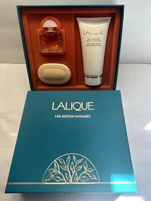 Lalique Juego de 3 Piezas Mini Perfume-Mini Jabón-1.7 Les gestes Parfumes Foto 1 de 3
