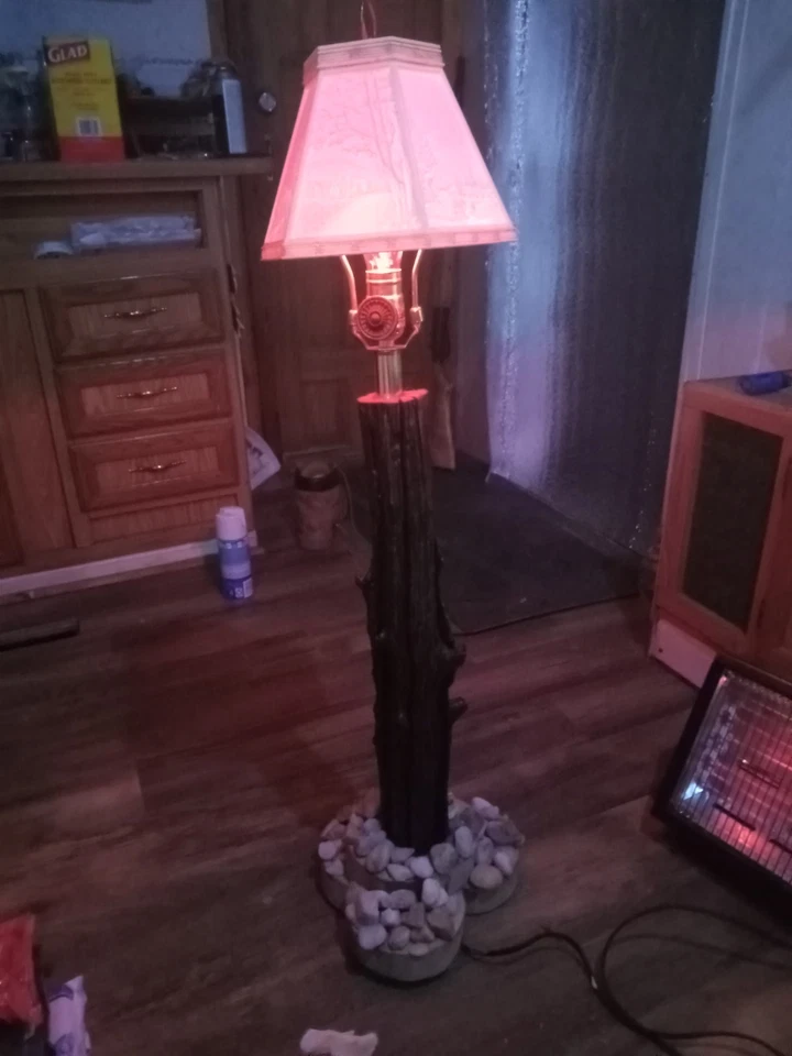 Lámpara de tronco decretiva para sala de estar Foto 1 de 4