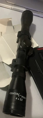 Mira para rifle Center Point 4x32 Foto 1 de 4