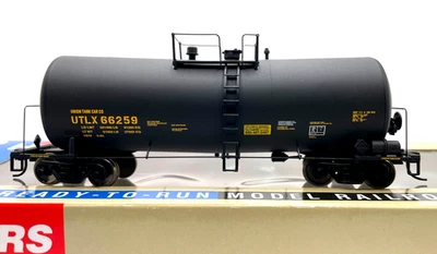 HO WALTHERS 932-7201 UTLX 16,000 GALLON FUNNEL FLOW TANK CAR UNION TANK CAR - Image 1 of 2