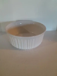 Corning Ware French White 2 1/2 Quart Stoneware Round Casserole Baking Dish Nice - Picture 1 of 19