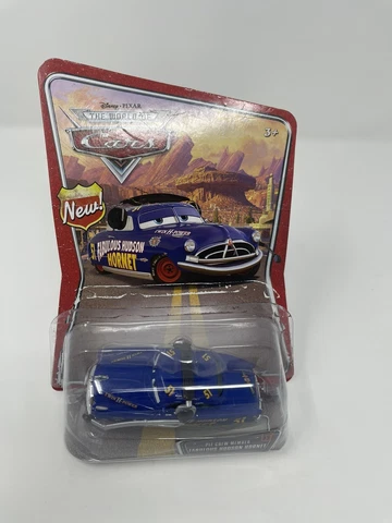 Disney Pixar World of Cars Pit Crew Member The Fabulous Hudson Hornet #33 NEW Cover