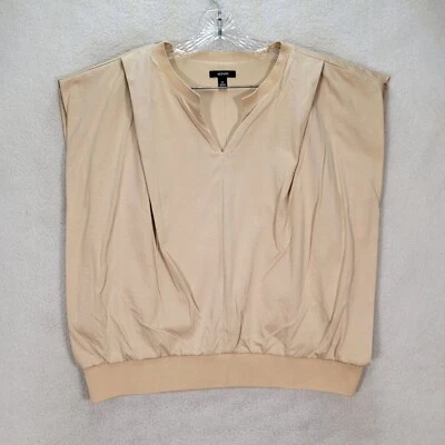 Blusa informal cuadrada plisada cuello en V beige elástica beige talla grande 2XL Alfani para mujer Foto 1 de 4