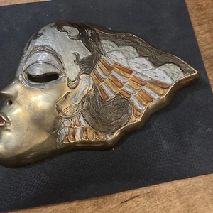 SOLID BRASS Goddess  GRAD MASK WALL HANGER MADE IN INDIA. - Picture 1 of 4