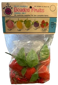 Vintage Walco Beaded Fruits Kit Strawberry Cluster #6000M DIY Craft 1973 - Picture 1 of 9