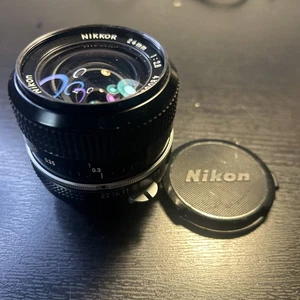 Nikon Nikkor-N Auto 1:28 F obiettivo fotocamera 24 mm vintage Giappone - Foto 1 di 5