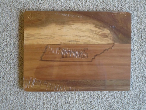 New NFL Season Ticket Member Tennessee Titans Wooden Cutting Board 12"x9" Cover