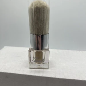 Avon Mark. Celebrate Shimmer Powder Brush (2.5 g) - Picture 1 of 5