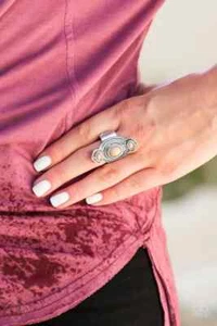 Paparazzi "Dune Drifter" Ornate Silver & Brown Stone Ring - Picture 1 of 2
