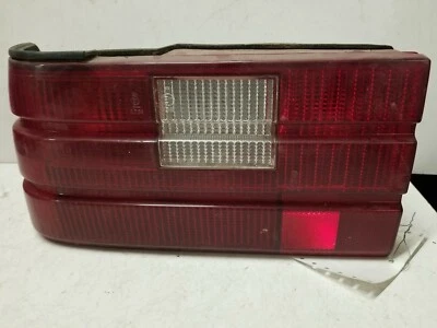 Luz trasera izquierda Rover Sterling 1987-1988 Foto 1 de 4
