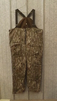 Vtg NEW Realtree Green Leaf Camo Thintech Waterproof Bibs Sz M Johnson Garment - Image 1 of 4