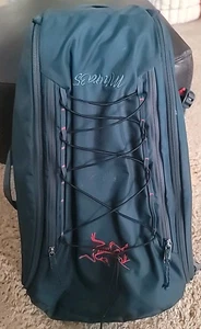 Arc'Teryx Backpack Miura35 Green (VGC) - Picture 1 of 16