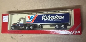 Herpa HO Scale Tractor Trailer Valvoline - Picture 1 of 4