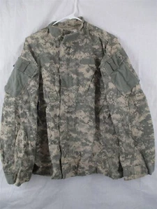 ACU Shirt/Coat Medium Regular USGI Digital Camo Flame Resistant FRACU Army - Picture 1 of 3
